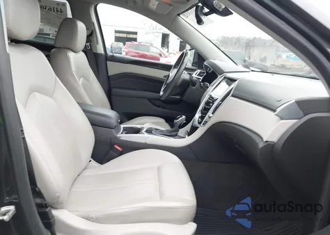 2016 Cadillac Srx Luxury Collection z USA, uszkodzony, nr VIN 3GYFNBE37GS569824